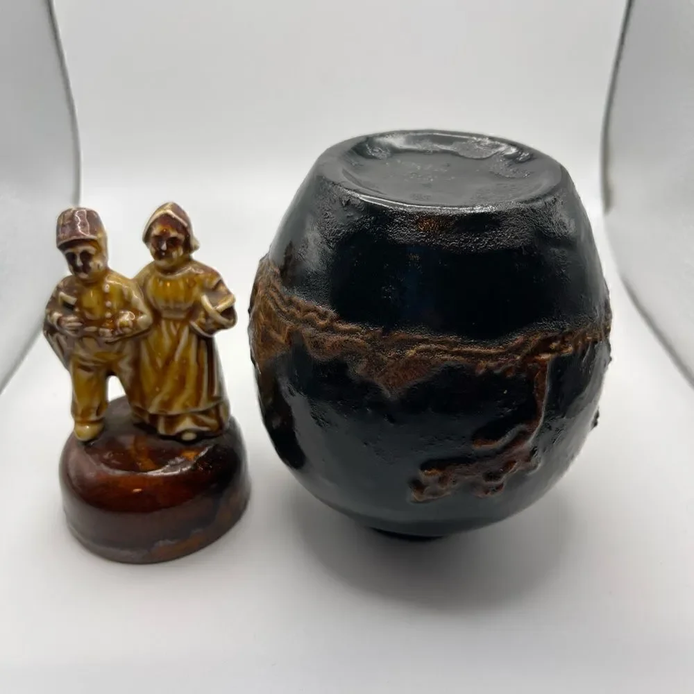 Dutch ginger jar vintage